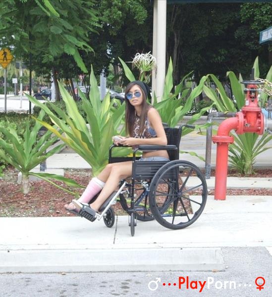 Wheelchair Teen Sex - Kimberly Costa