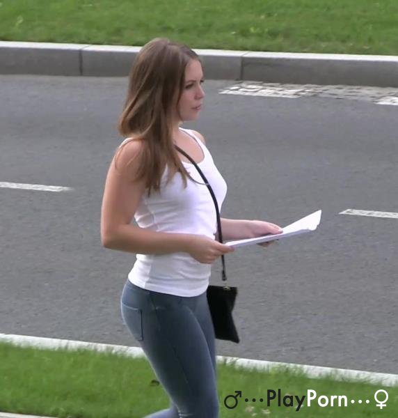 Pickup Russian Girl In Jeans - Alessandra Jane