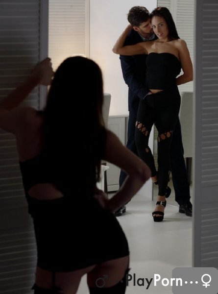 Beautiful Threesome Sex - Francesca Di Caprio and Lexi Layo
