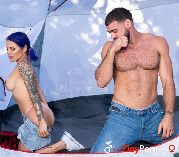 Sex In Tent With Transexual In Wood - Foxxy