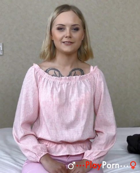 Shy Girl On Porn Casting - Emily Cutie