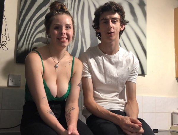 Homemade Sex From British Teen Couple - Oliver, April
