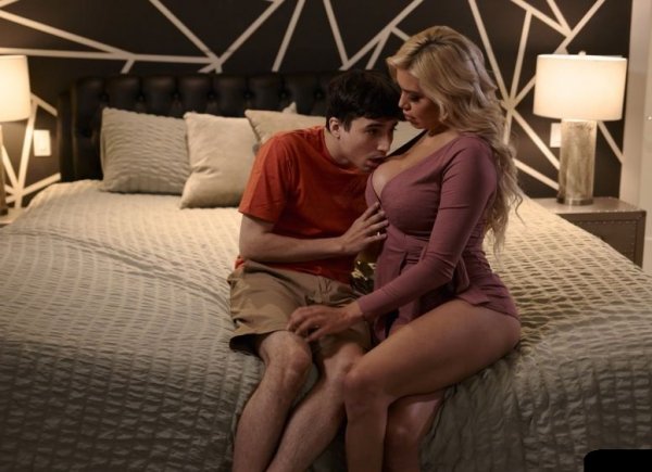 StepMom Help With First Sex - Caitlin Bell