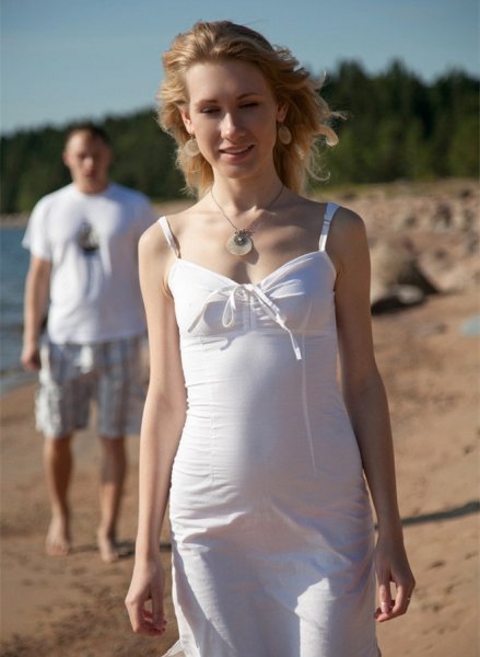 Romantic Date On The Beach - Mariana