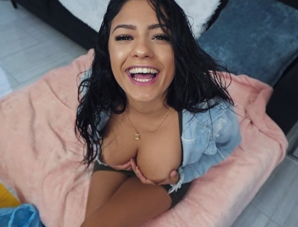 Pickup And Fuck Hot Latina Teen - Serena Santos