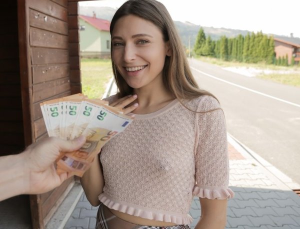 Pickup And Fuck For Money - Talia Mint