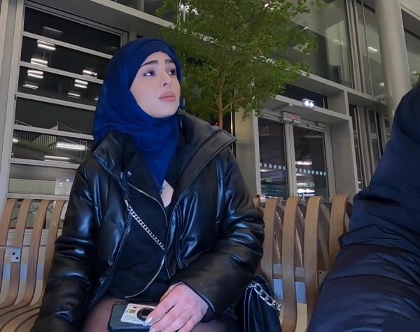 Hijab Iranian Muslim Girl Double Penetration - Nadja Lapiedra