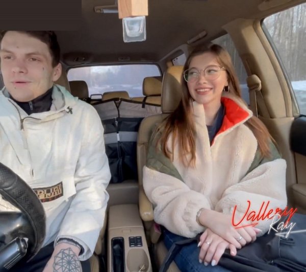 Blowjob In The Car After Study - Vallery Ray
