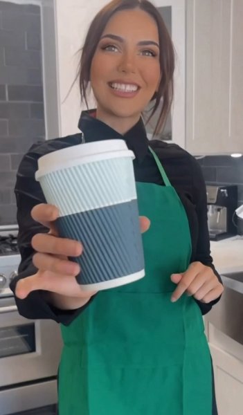 Barista Girl Fucking - Olivia Maeday