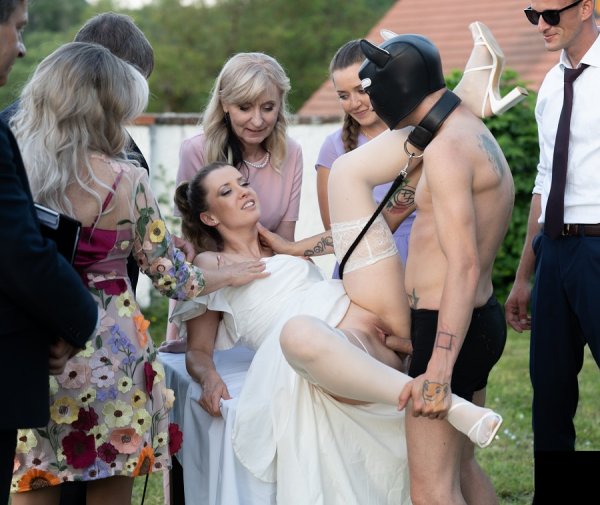 The Bride Completely Subjugates The Groom - Andrea