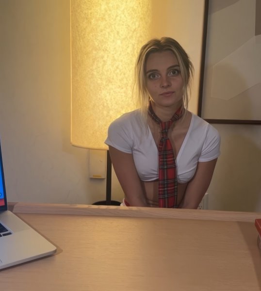 Sex With A Young Student In The Principal's Office - Trippie Bri