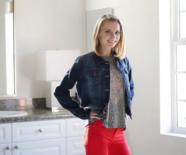 POV Sex With A Skinny Girl After A Shower - Catarina Petrov