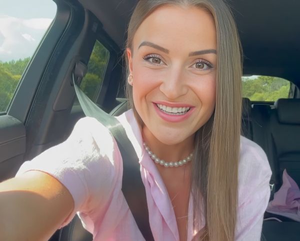 Hot French Girl Fuck With Uber Driver Outdoor Near His Car - Anna Divina