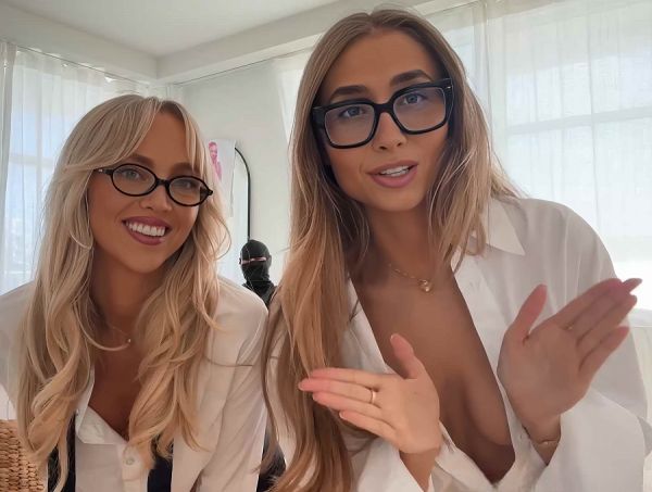 Sex University Gang Bang - Lillian Phillips, Annie Knight